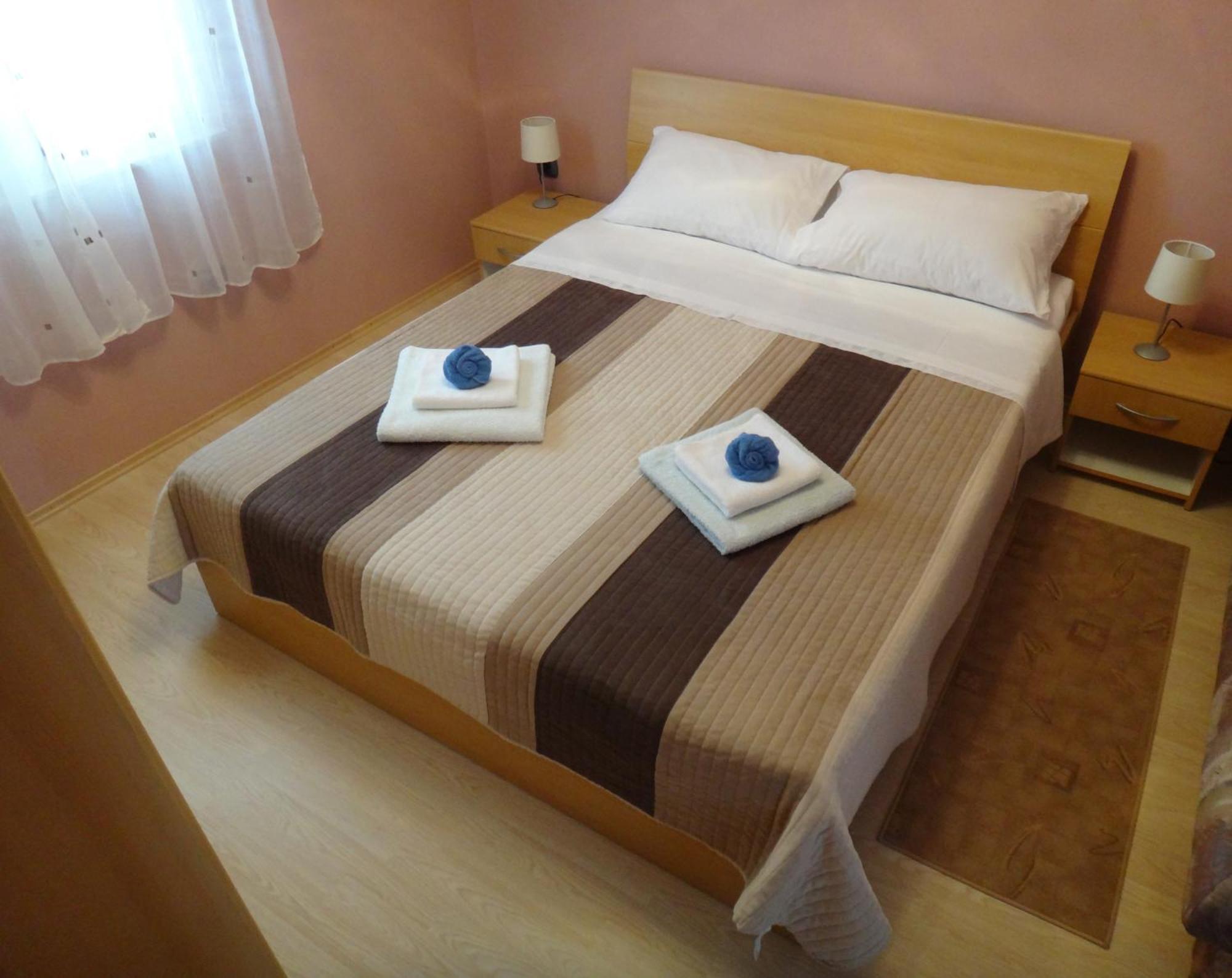 Selina Apartma