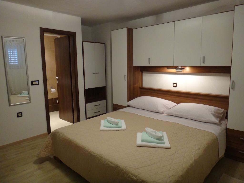 Selina Apartma